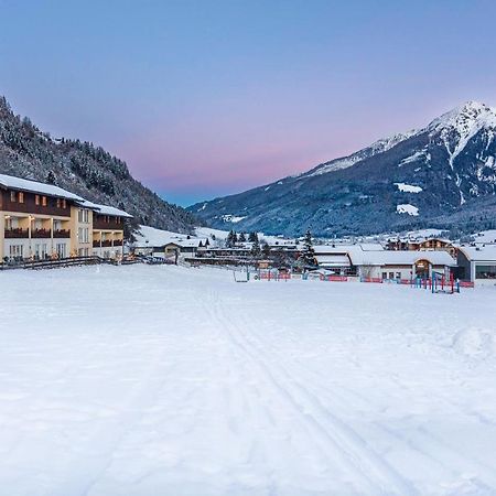 Apparthotel Alpenchalet Neukirchen am Grossvenediger Exterior foto