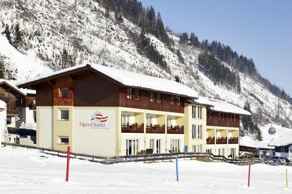 Apparthotel Alpenchalet Neukirchen am Grossvenediger Exterior foto